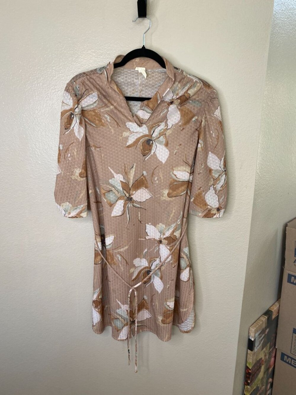 Vintage Mara Floral Short-Sleeve Beige Dress Polyester Blend Mini 3/4 Sleeve